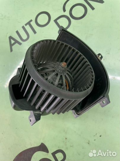 Мотор печки Audi Q7 4L 3.0D casa 2008