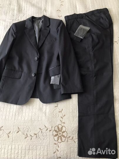 Новый школьный костюм, рубашки, поло рост 134-140