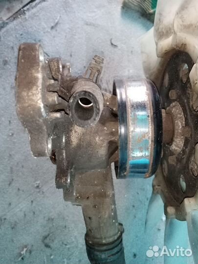 Помпа ford explorer 1