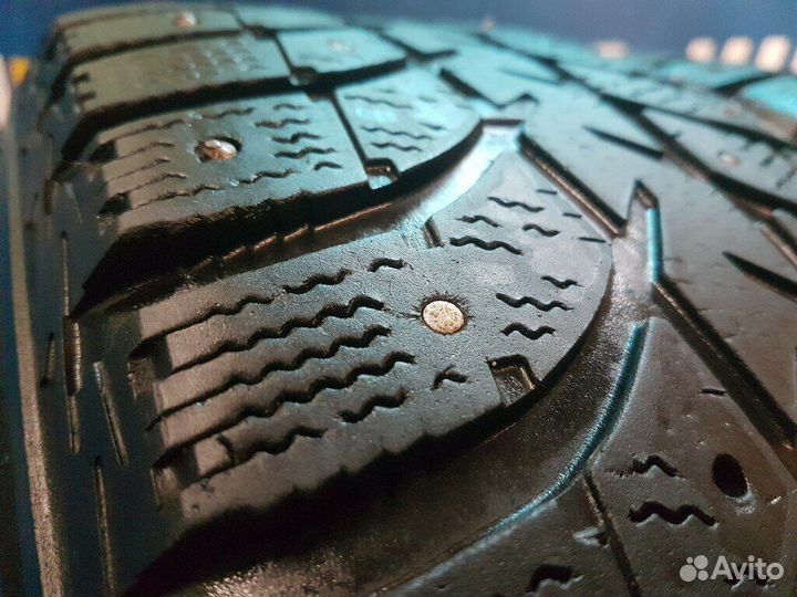 Bridgestone Ice Cruiser 5000 225/65 R17