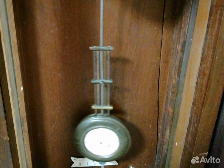 Старинные настенные часы