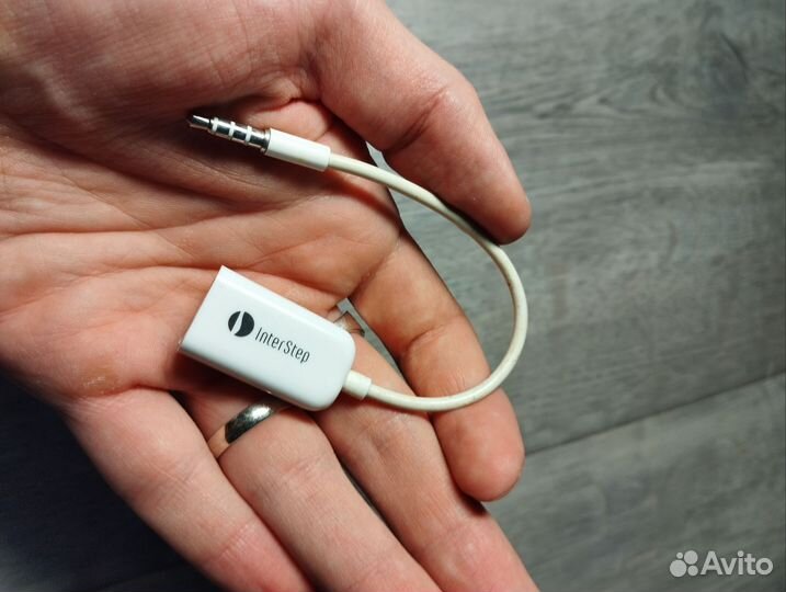 Переходник на 2 проводных наушников