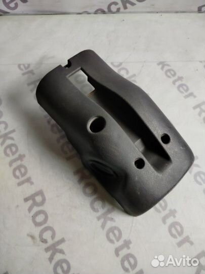 Кожух рулевой колонки Mitsubishi Mirage 4G