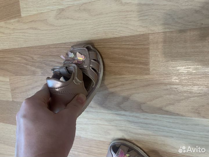 Сандалии для девочки tombi 23