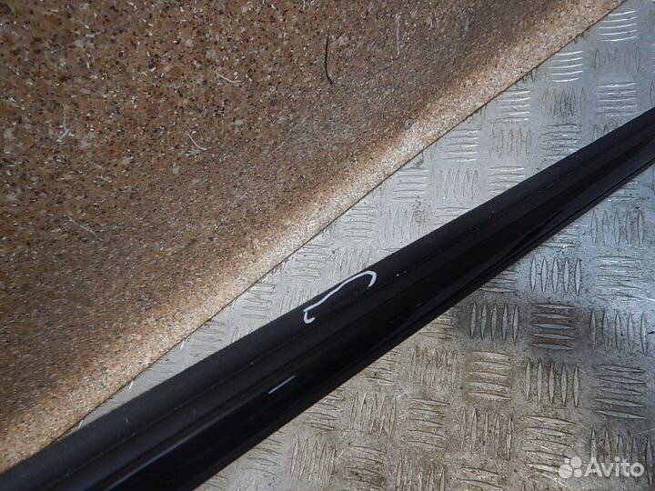 Накладка стекла переднего правого, Lexus -LX (15)