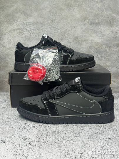 Кроссовки Nike Air Jordan 1