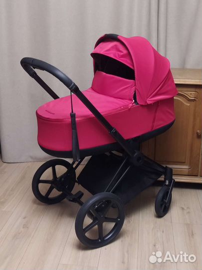 Коляска 2в1 Cybex Priam lll, красная, true red