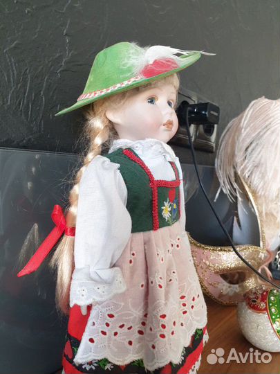 Кукла коллекционная Швейцария