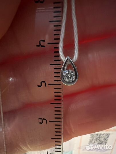 Эпл Золотая подвеска Капелька с брил 0,08 кт