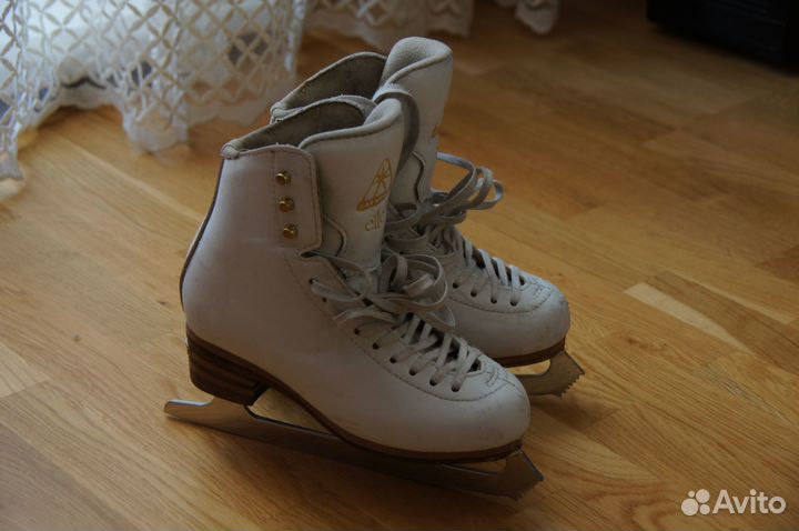 Фигурные коньки jackson elle 1C