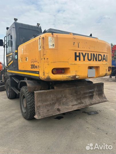 Колёсный экскаватор Hyundai R200W-7, 2008