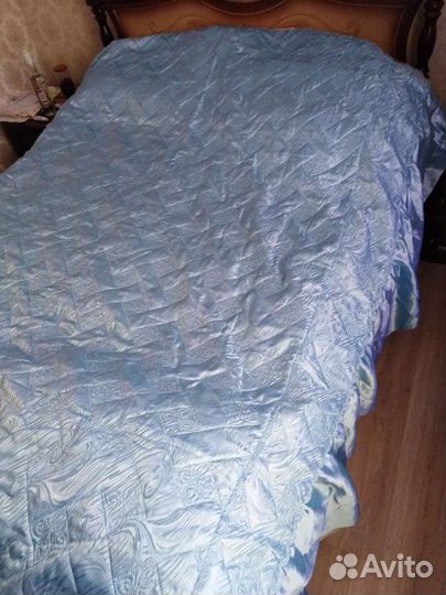 Покрывало на 2 х спальную кровать новое
