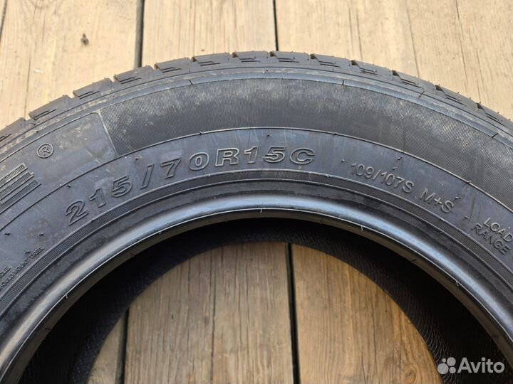 Triangle Connex Van TV701 215/70 R15C 109S