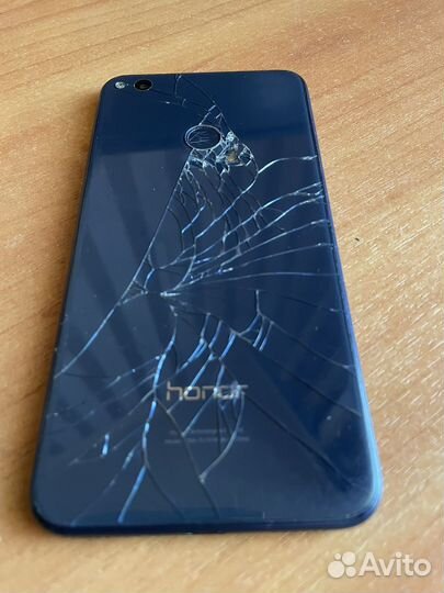 HONOR 8 Lite, 4/64 ГБ