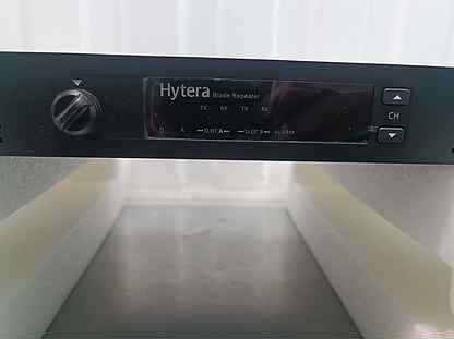 Ретранслятор Hytera HR1065 - новый