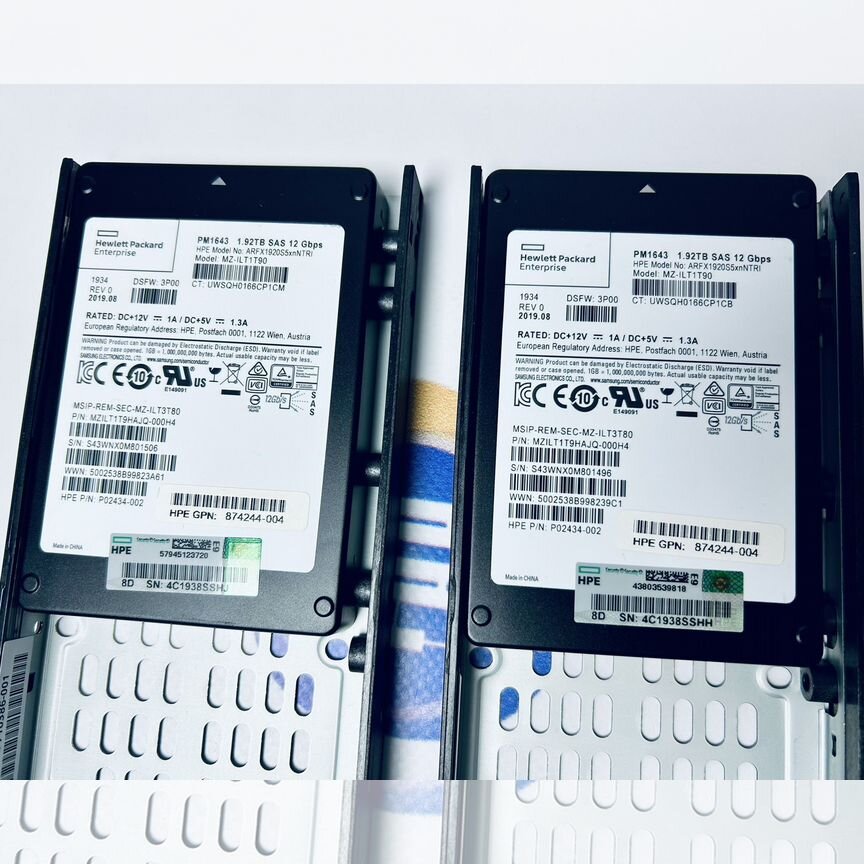 [MZ-ILT1T90] Sas Ssd Samsung Pm1643 1.92tb Mz-Ilt1t90