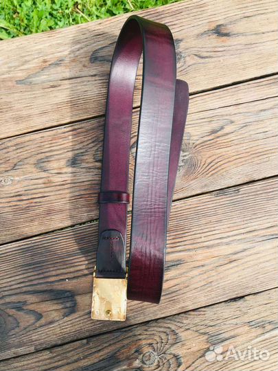 Мужской кожаный ремень