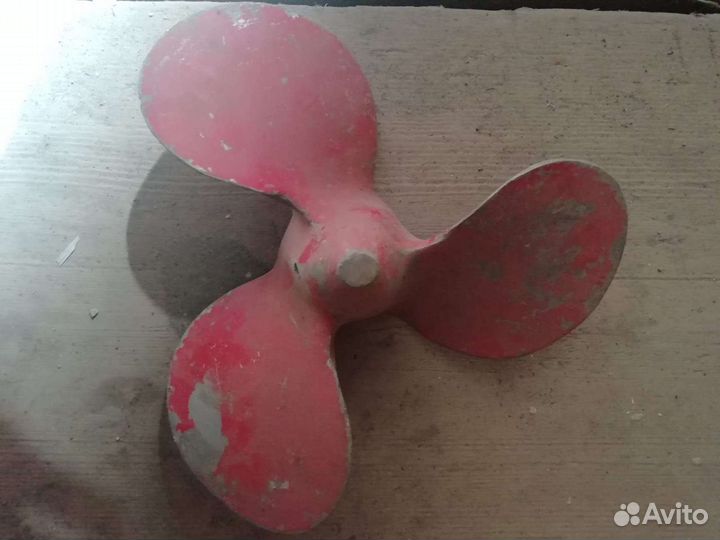 Винт гребной для лодочного мотора Вихрь