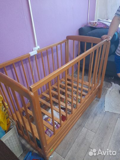 Детская кроватка