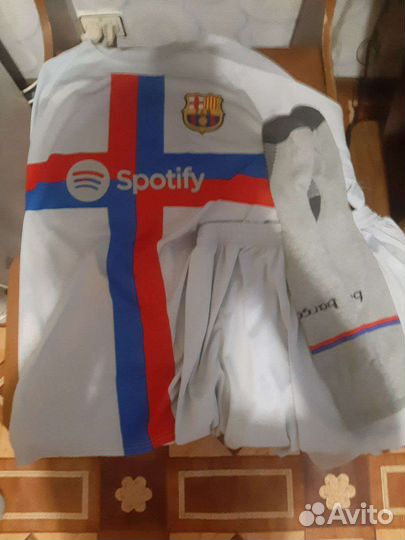 Футбольная форма Barselona сезон 21-22