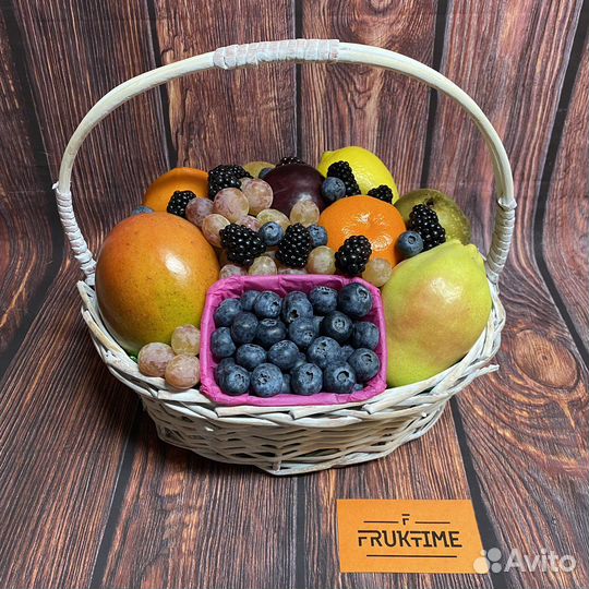 Фруктовая корзина на подарок