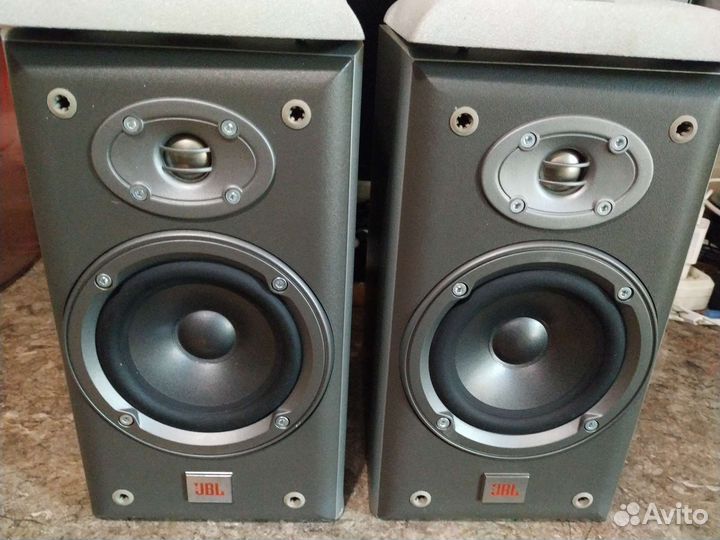 Акустические колонки JBL E20