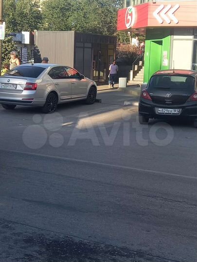 Торговая площадь, 13 м²