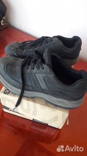 Кроссовки Outventure