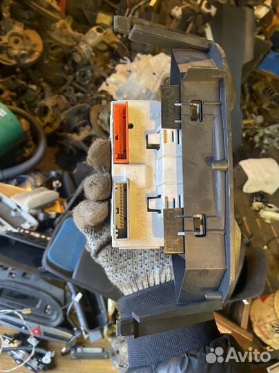 Дисплей информационный Renault Megane 1