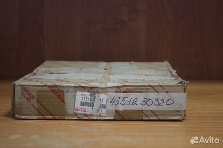 Тормозной диск правый левый toyota 4351230320