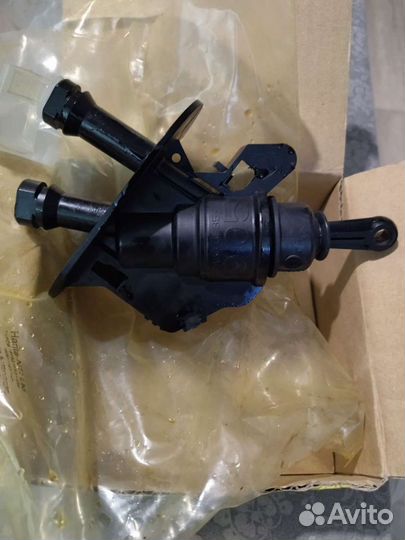 Главный цилиндр сцепления форд