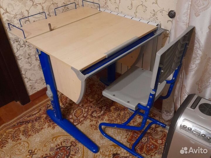 Парта и стул школьника растущие