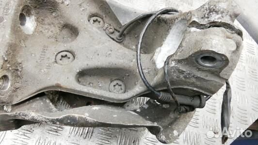 Ступица передняя левая BMW 3 F30/F31 (HEA23K901)