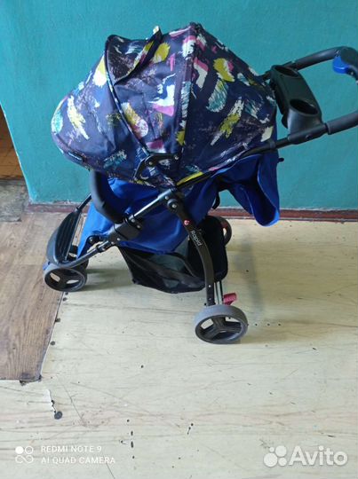 Прогулочная коляска