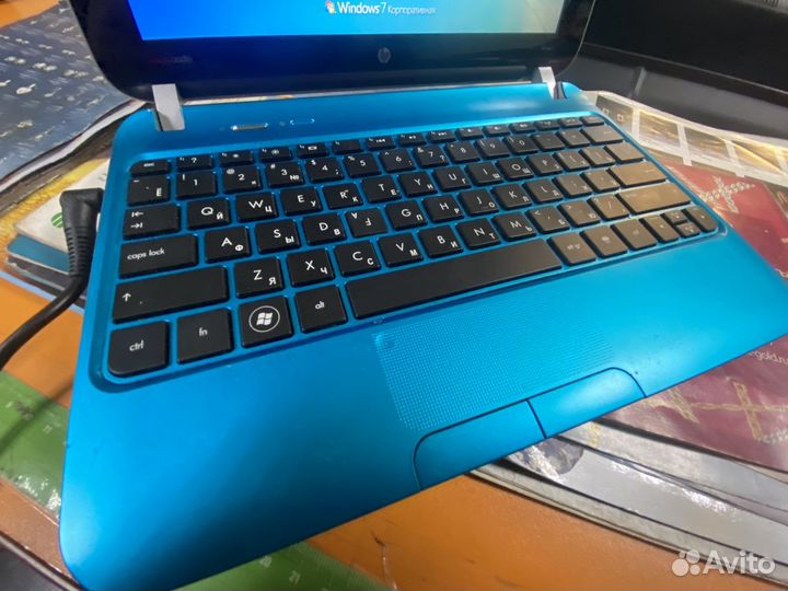 Нетбук HP Mini