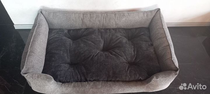 Лежанки для кошек и собак новые