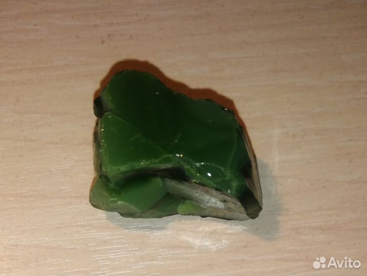 Кабошон из малахита