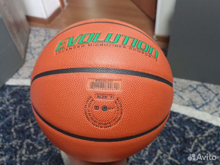 Баскетбольный мяч Wilson evolution