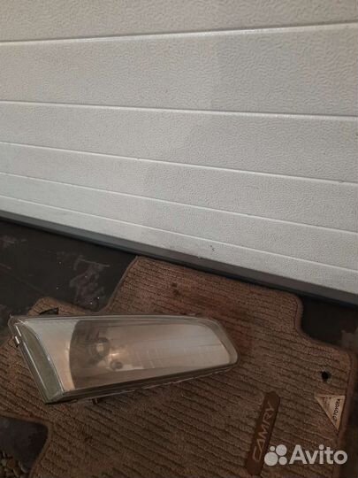 Фара передняя правая Тойота Спринтер