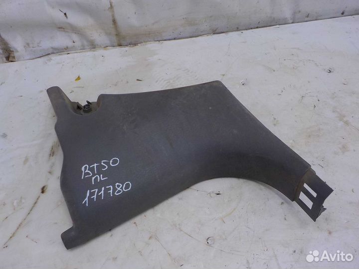 Накладка на стойку кузова передняя левая Mazda BT