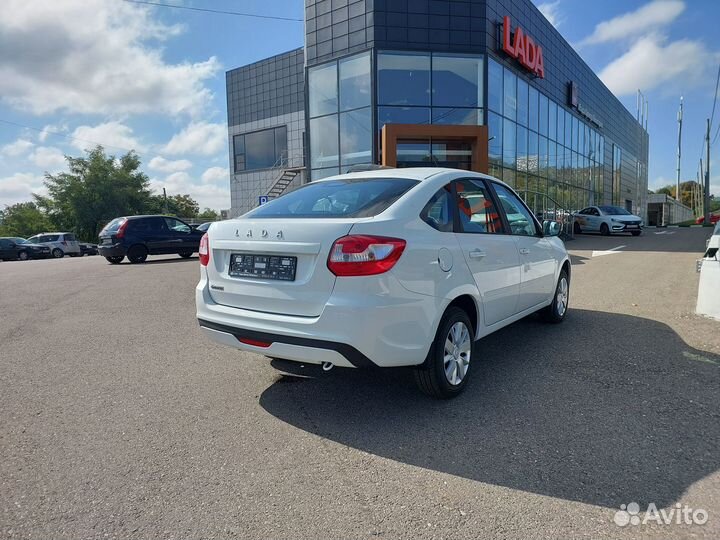 LADA Granta 1.6 МТ, 2023