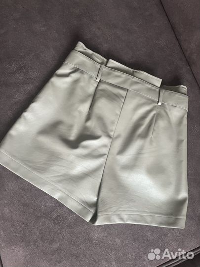 Шорты из эко кожи