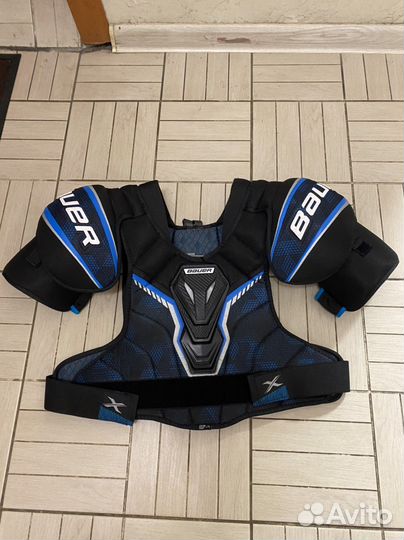 Нагрудник хоккейный bauer sr L