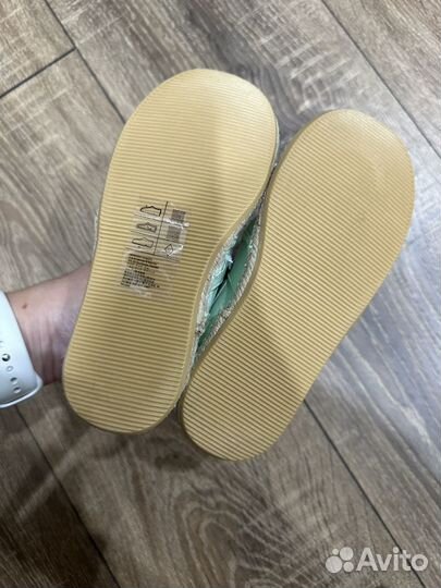 Балетки для девочки H&M 27р новые
