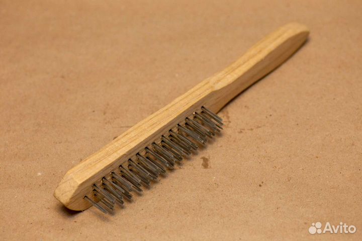 Металлическая щетка Спарта 3-х рядная