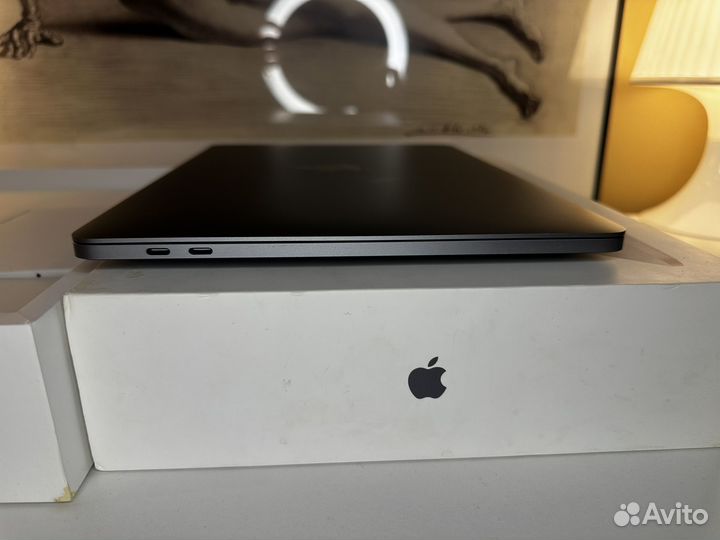 MacBook Pro 13 2020 M1 8GB/256SSD/рст/115ц