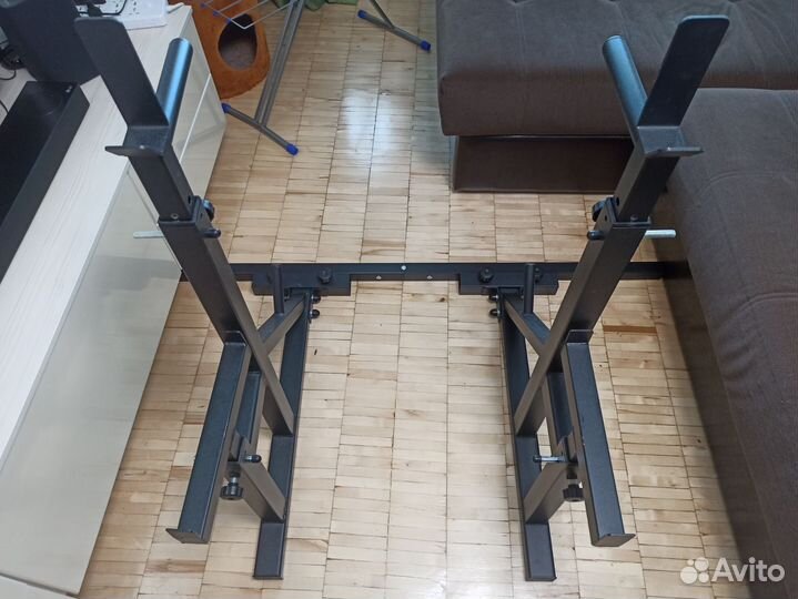 Стойки для штанги со страховочными упорами