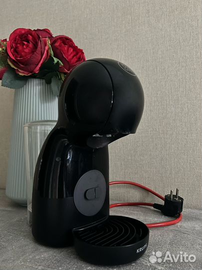 Кофемашина Nescafé Dolce Gusto