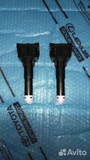 Форсунка омывателя фар Toyota RAV4 IV