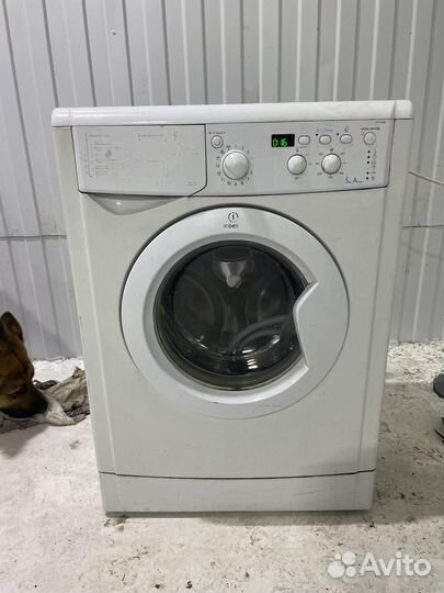 Стиральная машина indesit